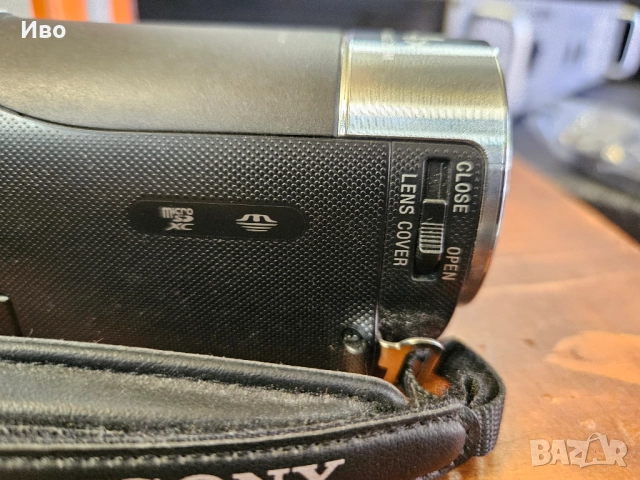 Видеокамера Sony HDR-CX240E Пълен комплект, отлично състояние., снимка 12 - Камери - 52077128