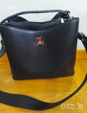 Дамска чанта Alex, снимка 3 - Чанти - 51485763