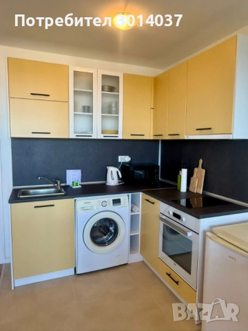 Студио с морска гледка в Бяла 