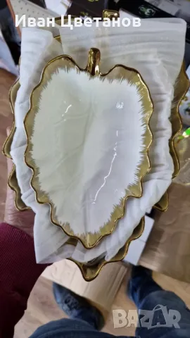 Комплект от 3броя керамични купи във формата на листо