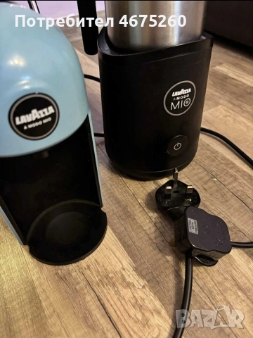 КАФЕМАШИНА С КАПСУЛИ LAVAZZA + Кана за мляко, снимка 4 - Кафемашини - 52776799