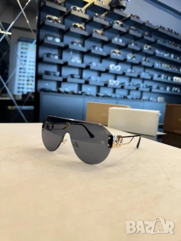 очила с черен обикновен калъф и ув защита louis vuitton gucci , снимка 4 - Слънчеви и диоптрични очила - 50747169