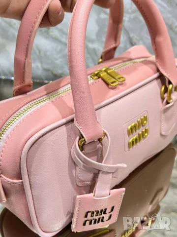 чанти Miu Miu , снимка 6 - Чанти - 50595308