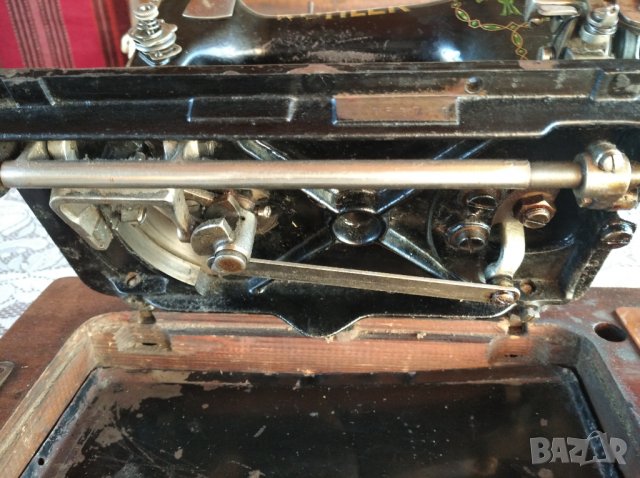 Шевна машина KÖHLER, снимка 3 - Антикварни и старинни предмети - 39222357