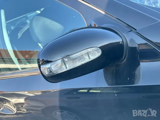 дясно черно огледало с мигач за мерцедес Е класа W211 модел 2003 година