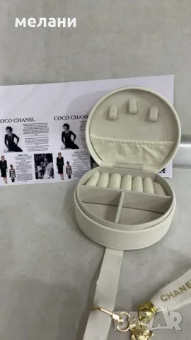 Несесери, снимка 3 - Портфейли, портмонета - 49330941