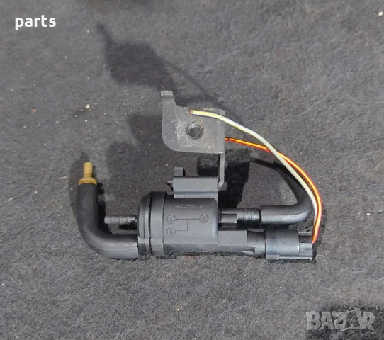 Вакуум Клапан Мерцедес Е класа W210 (H) - C W202 - 0025401497, снимка 4 - Части - 51412346