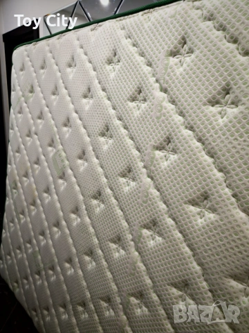 Двулицев матрак Nani Sirena Fresh 180x200, снимка 2 - Матраци - 54365473