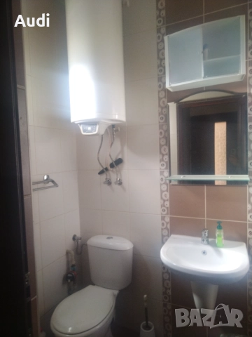 Собственик дава под наем обзаведена партерна боксионера. гв. Варна кв. Колхозен пазар Площад Лаврент, снимка 9 - Апартаменти - 51925770