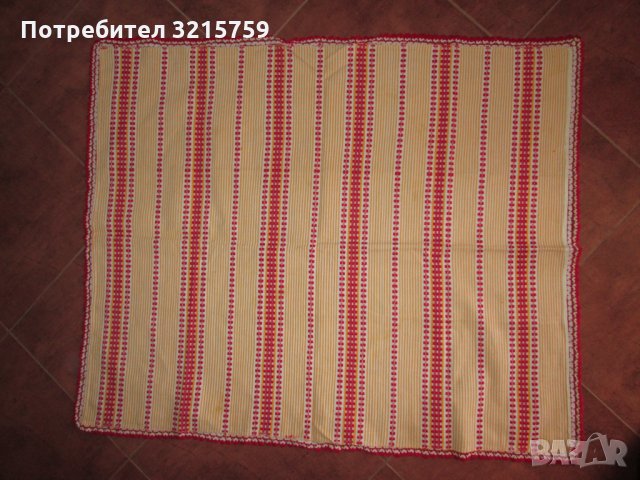 Стара ръчно тъкана фолк покривка за маса,дантела, снимка 1 - Антикварни и старинни предмети - 35558036