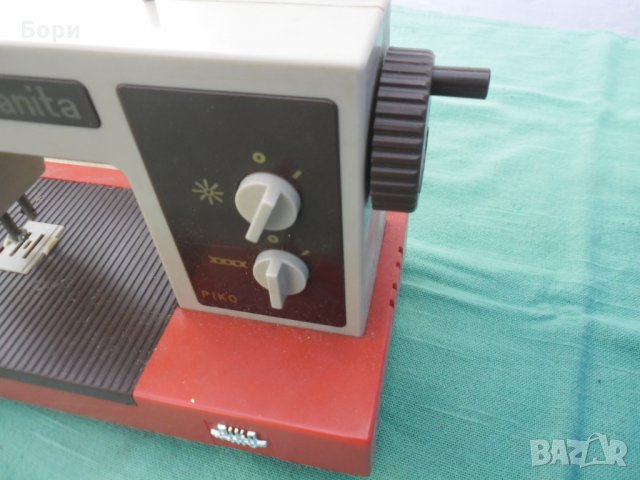 PIKO JUANITA 1970г детска шевна машина, снимка 6 - Други ценни предмети - 35008812