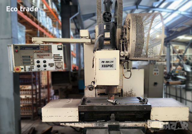 Вертикалнa фрезa РВ 501.24, снимка 1