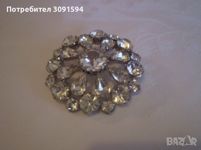 Стара брошка Чехски кристал , снимка 4 - Други - 38754456