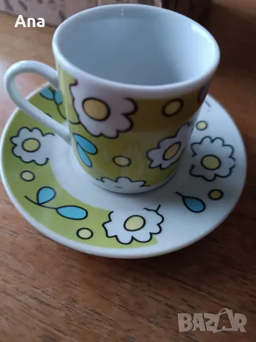 Красив порцеланов сервиз за кафе, снимка 3 - Сервизи - 49156834