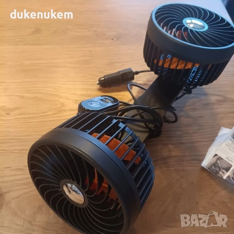 Двоен вентилатор за автомобил 12V/24V – USB & запалка, 360° ротация, 3 скорости, за задната седалка, снимка 10 - Аксесоари и консумативи - 52478186