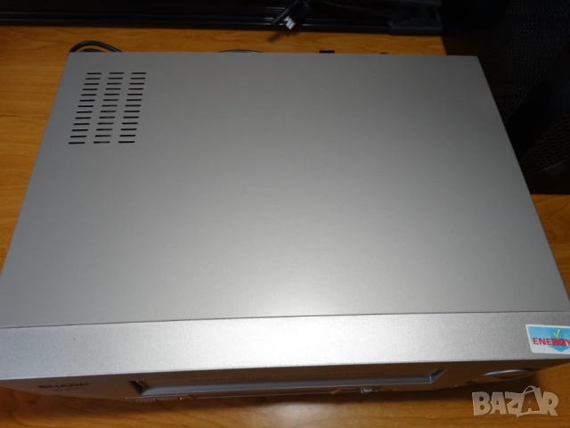 SHARP VC-MH771SM, снимка 6 - Плейъри, домашно кино, прожектори - 54173512