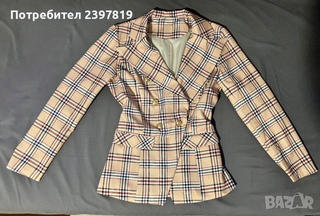 Дамско сако размер L. Ново