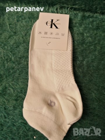 Чорапи Calvin Klein - 42 размер, снимка 2 - Мъжки чорапи - 37342578
