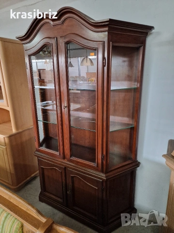 Масивна Витрина -внос от Германия! , снимка 2 - Секции и витрини - 53884761