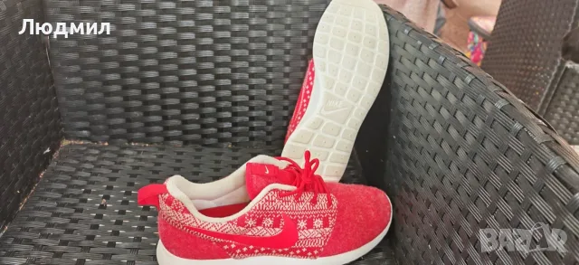 Оригинални маратонки Nike, снимка 3 - Маратонки - 56444081