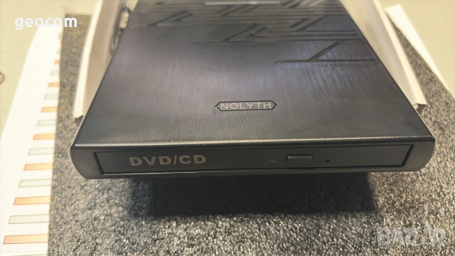 NOLYTH External DVD/CD Drive USB Burner External Drive (3.5mm Audio,SD/mSD), снимка 3 - Друга електроника - 54286957