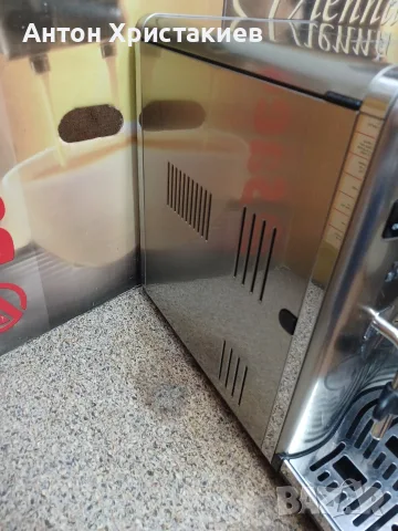 Saeco Philips Exprelia HD8856, снимка 3 - Кафемашини - 56117118