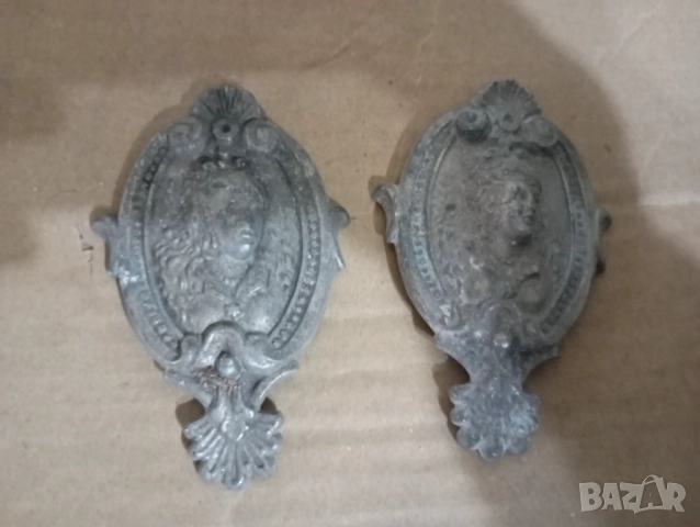 Два барокови елемента,апликации