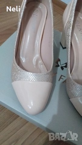 Дамски обувки, снимка 2 - Дамски ежедневни обувки - 34494351