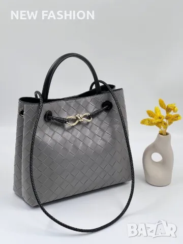 Дамски Кожени Чанти : BOTTEGA VENETA , снимка 1 - Чанти - 47397395