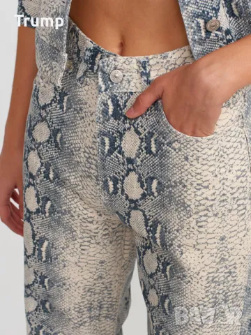 Дънки с животински принт, змия 