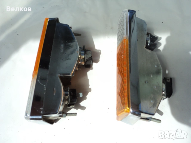 Предни мигачи- подфарници за ВАЗ 2103, 2106, снимка 2 - Части - 31748942