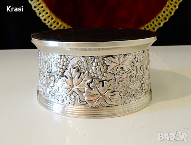 Посребрена поставка за бутилка,лози. , снимка 3 - Антикварни и старинни предмети - 38460084