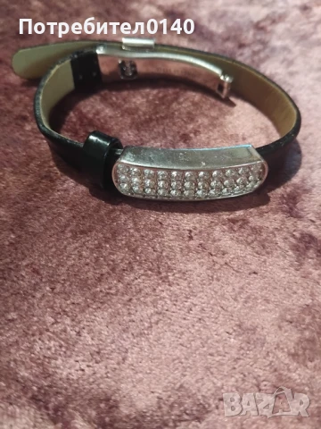 Гривни Swarovski , снимка 9 - Гривни - 50808652