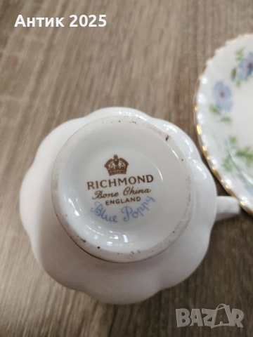 Чайна чаша с чинийка Richmond Bone China – “Blue Poppy”, Англия 🇬🇧, снимка 2 - Други ценни предмети - 52060598