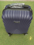 Стилен куфар с колелца за ръчен багаж с твърдо покритие 40/30/20см, снимка 1 - Куфари - 44789606