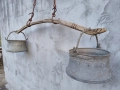 Комплект Стара Дървена Кобилица + Стари Ковани Медни Менци, Котли / 2 х 12 Литра. , снимка 2