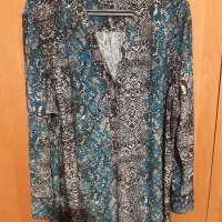 2-3-4XL Прекрасна блуза- ризка с животински принт в петролен-черен-сив цвят,с регулиране на ръкавите, снимка 1 - Ризи - 35293250