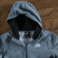  Nike Hooded Graphic - страхотно юношеско горнище, снимка 2 - Детски анцузи и суичери - 34978843