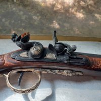 Пушка кремъклийка с работещ механизъм - реплика, снимка 5 - Антикварни и старинни предмети - 38274421