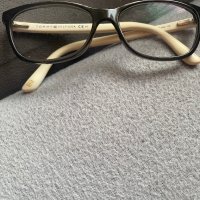 Очила Tommy Hilfiger, снимка 3 - Слънчеви и диоптрични очила - 38161863