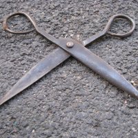 Кована абаджийска ножица , снимка 2 - Антикварни и старинни предмети - 29958509