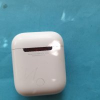 apple airpods model a1602, снимка 2 - Bluetooth слушалки - 38462921