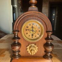 часовник, снимка 1 - Антикварни и старинни предмети - 44253261