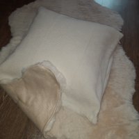Пухкаво бяло килимче+възглавничка плюш-лукс!, снимка 1 - Килими - 42654672