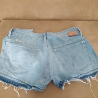 Billabong дънкови шорти, 28 размер, нови, снимка 2 - Къси панталони и бермуди - 40357163
