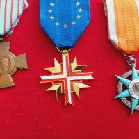 Френски ордени, снимка 16 - Антикварни и старинни предмети - 42205617