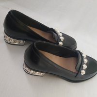 НОВИ Черни кожени елегантни обувки с перли, снимка 6 - Дамски елегантни обувки - 40488526