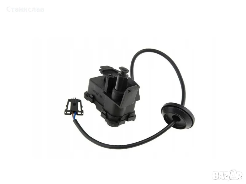 VW Golf 7 Моторче за заключване на резервоар , снимка 1