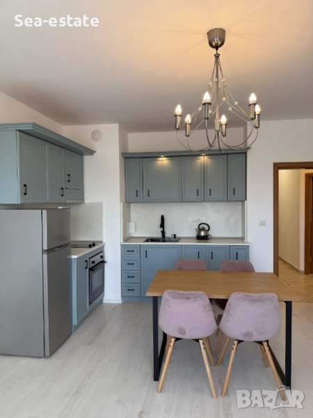 тристаен в гр.Обзор , снимка 1
