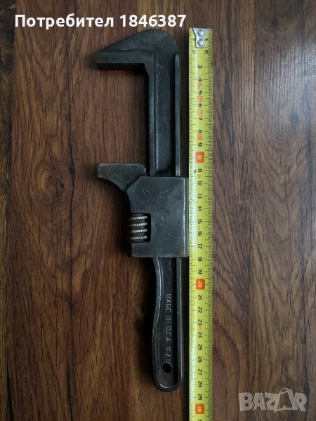 Стар раздвижен ключ Vichek USA, снимка 1